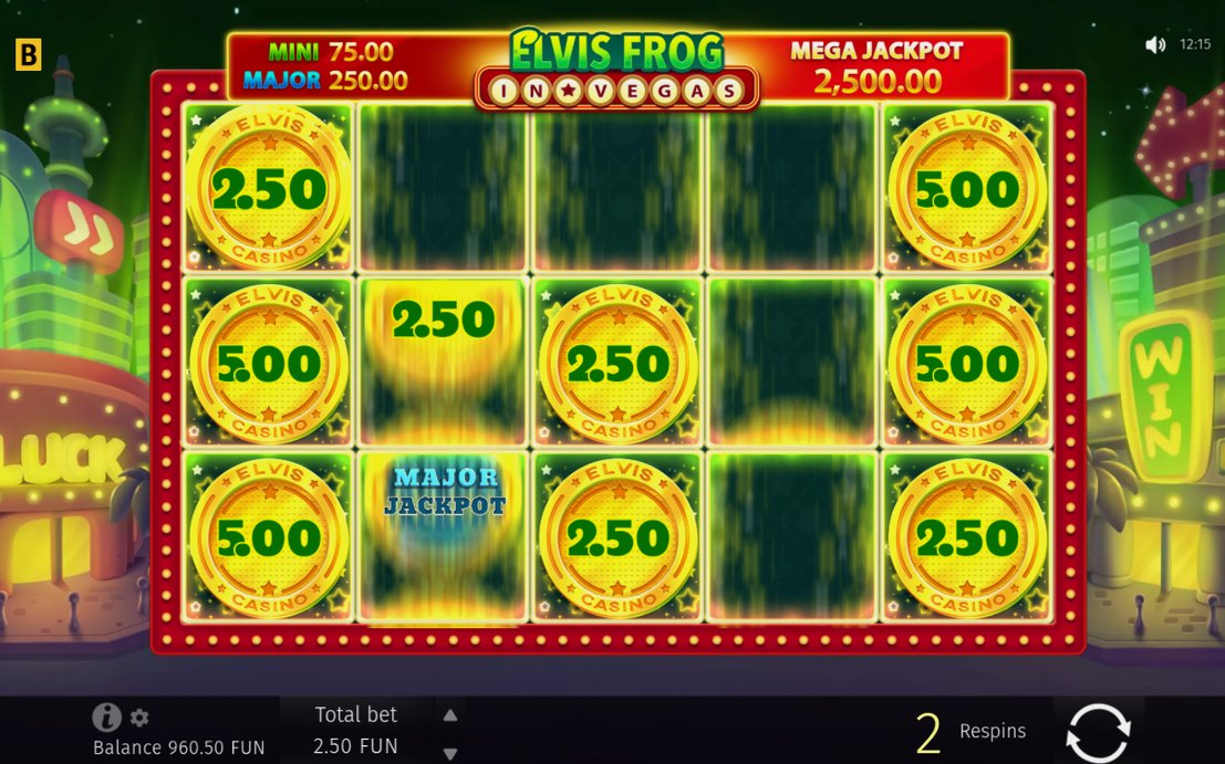 Blazing Reels giant symbol across reels 2 to 4
